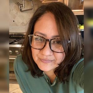 Meet your Posher, Elda